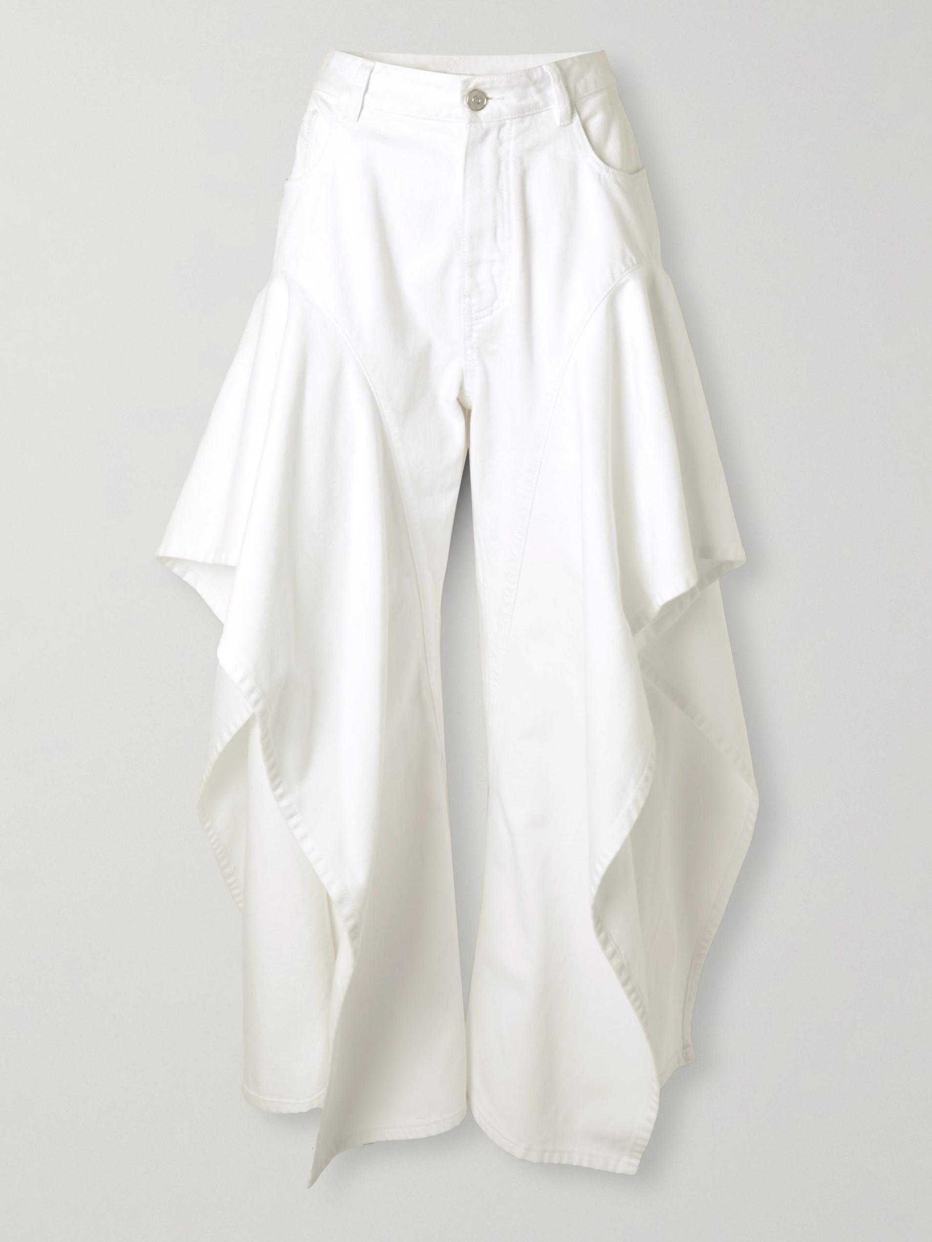 Rüschenjeans mit weitem Bein und mittelhohem Bund