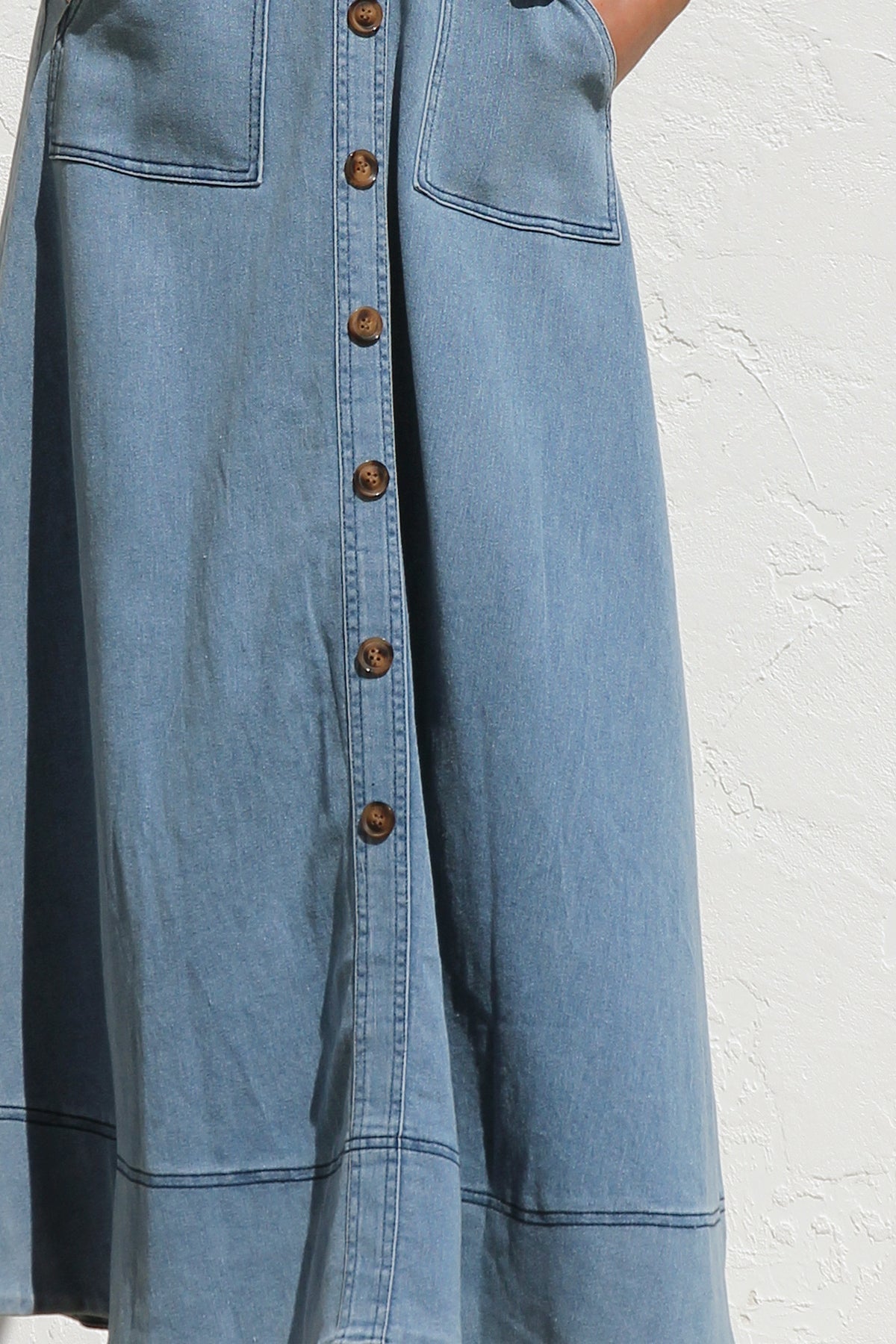 DENIM SUSPENDER CASUAL BUTTON MIDI DRESS-Blau