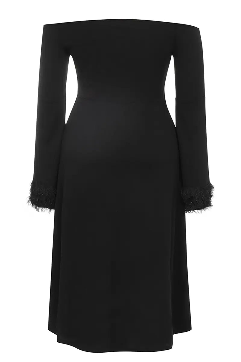 Elegantes Kleid mit einem schulterlangen Ärmeln