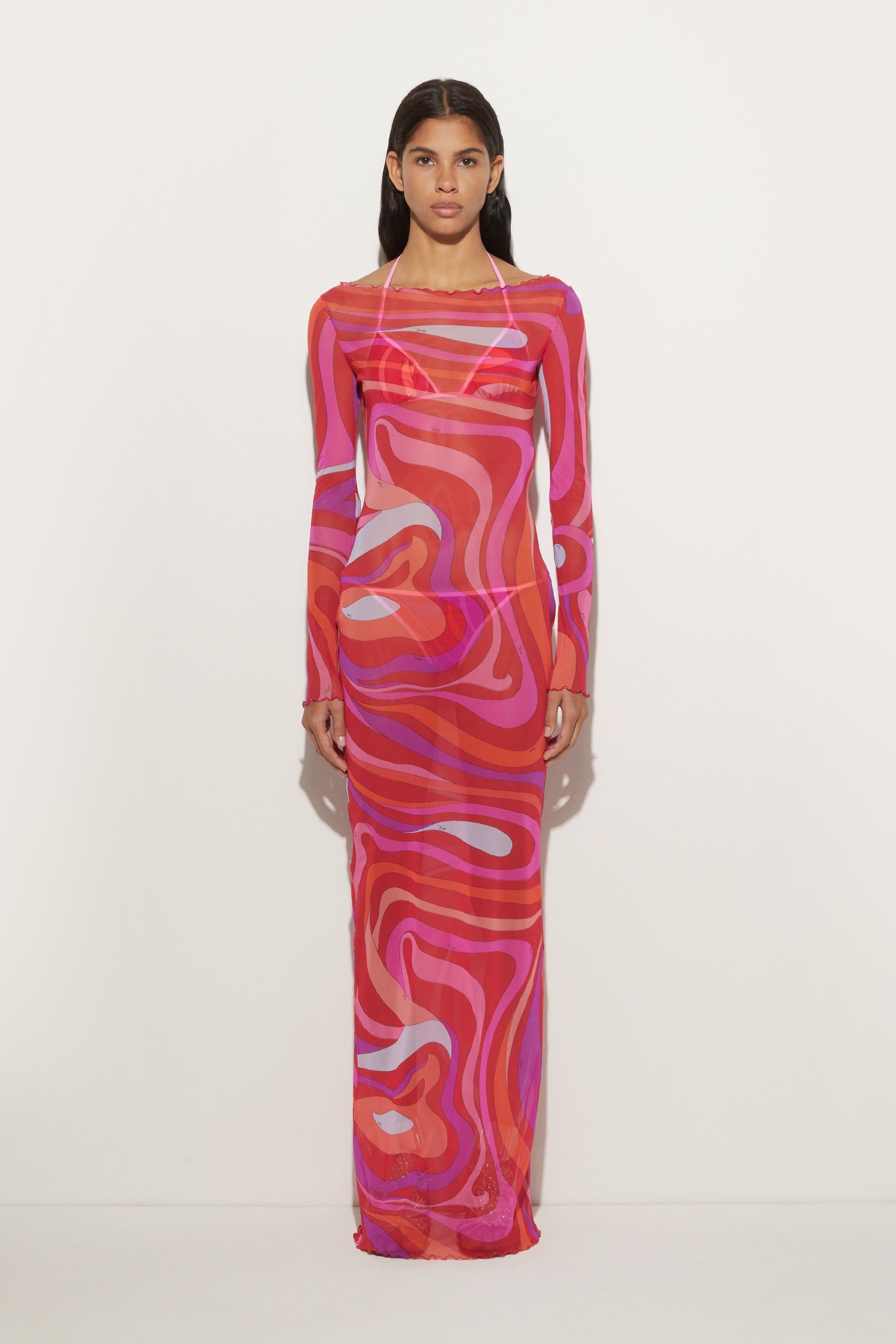 Marm Chiffon Maxi Kleid – Ein Kunstwerk aus Koralle und Fuchsia
