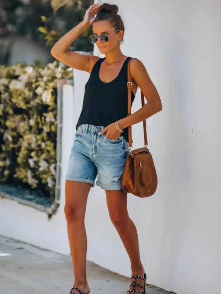 Neue stilvolle distressed Denim Shorts