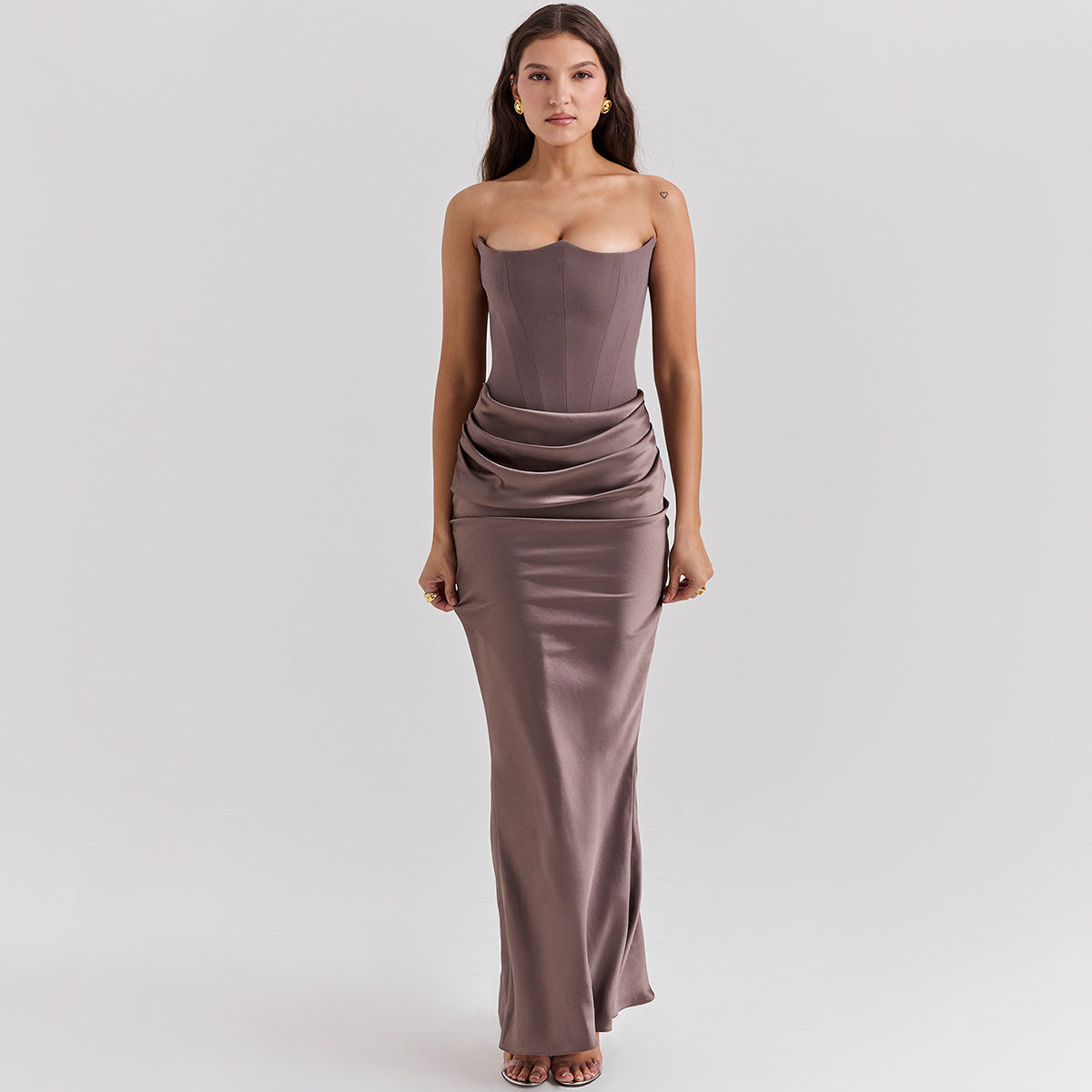 Mira – Rückenfreies Bandeau-Maxikleid