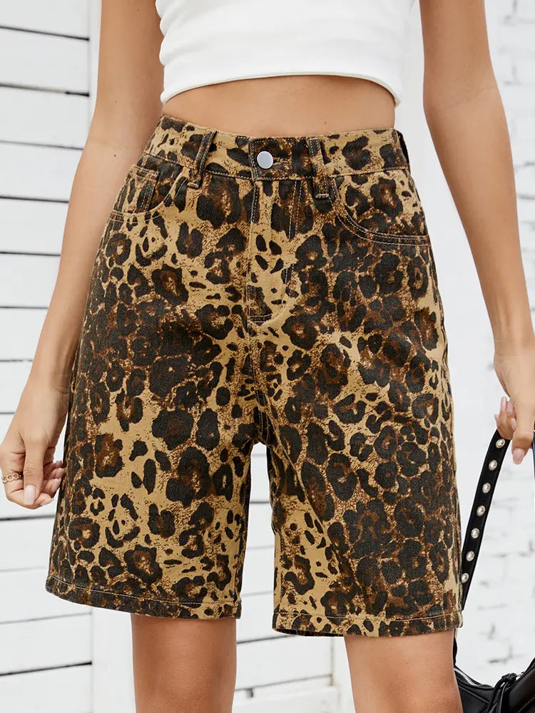Vintage Leo-Muster Jeans-Shorts