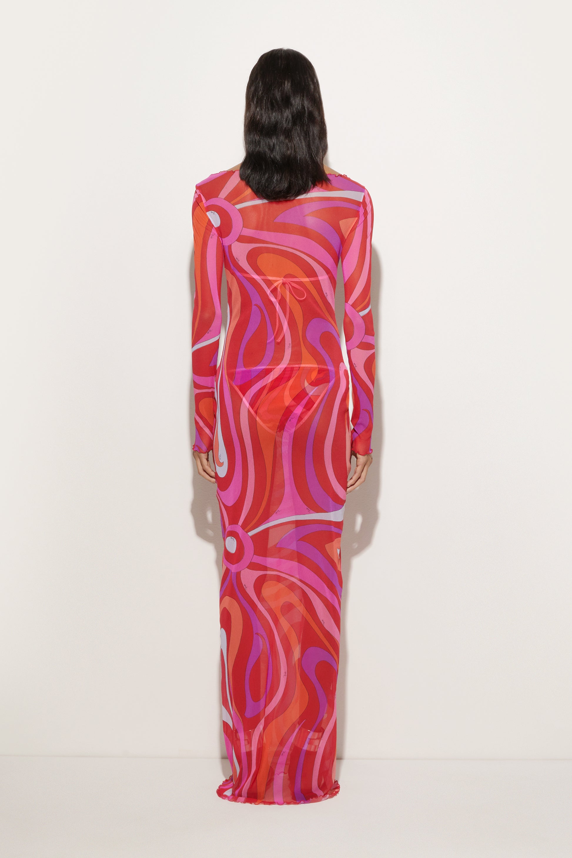 Marm Chiffon Maxi Kleid – Ein Kunstwerk aus Koralle und Fuchsia