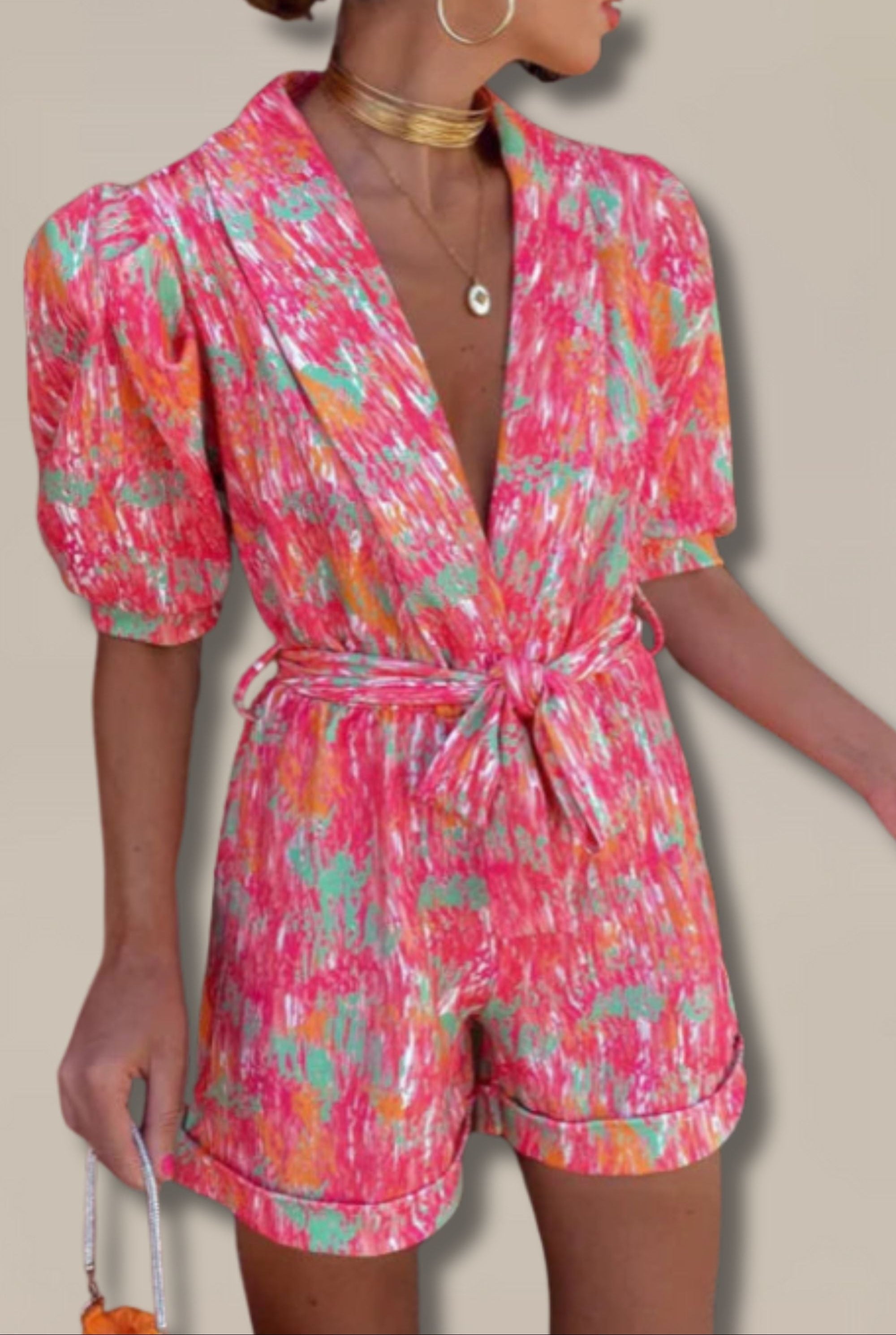 moderner jumpsuit, sommer jumpsuit, eleganter jumpsuit, bequemer jumpsuit, freizeit jumpsuit, jumpsuits sommer, onepiece jumpsuit damen, jumpsuit lang elegant, jumpsuit rot elegant – stilvoller und modischer Damen Jumpsuit in elegantem Rot, ideal als bequemer und moderner Onepiece für Freizeit und Sommer, langer Schnitt, elegantes Design für Komfort und trendbewusstes Auftreten.
