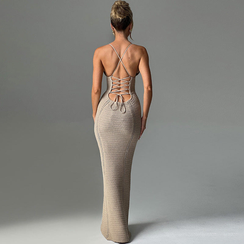 Marlene – Rückenfreies Strickkleid