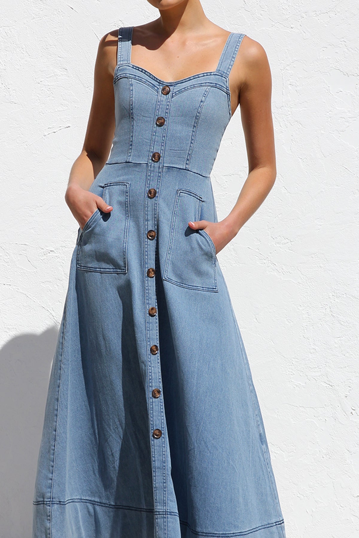 DENIM SUSPENDER CASUAL BUTTON MIDI DRESS-Blau