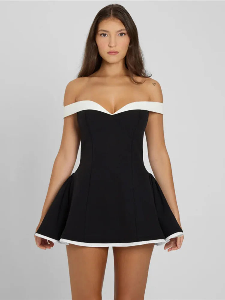 Off-Shoulder Ela Mini-Kleid mit schwarzer und weißer Futter