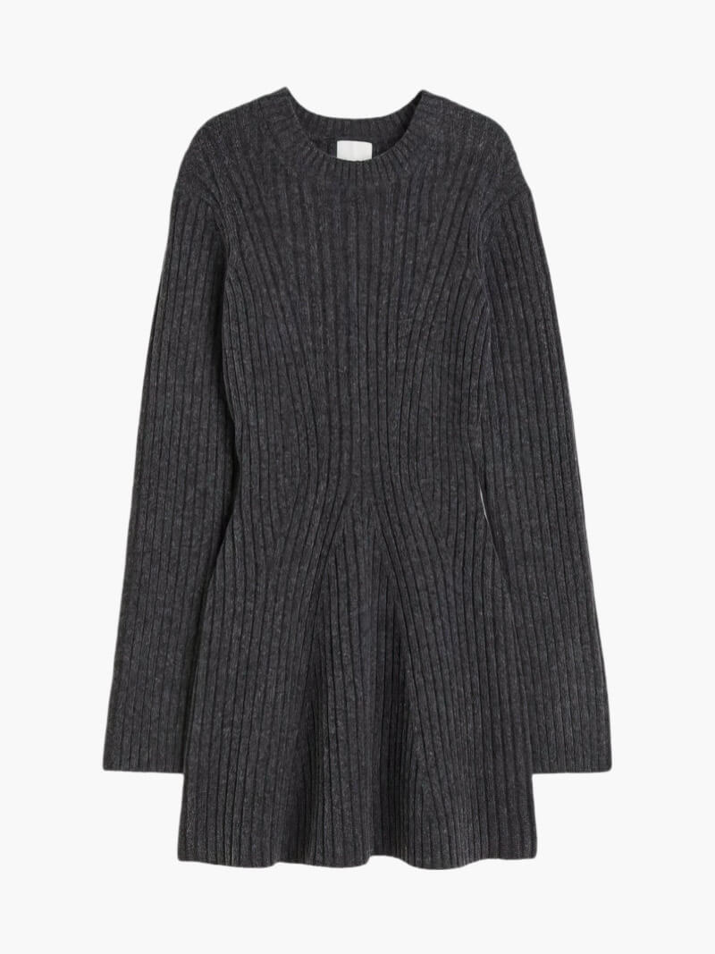 Pulloverkleid aus Rippenstrick