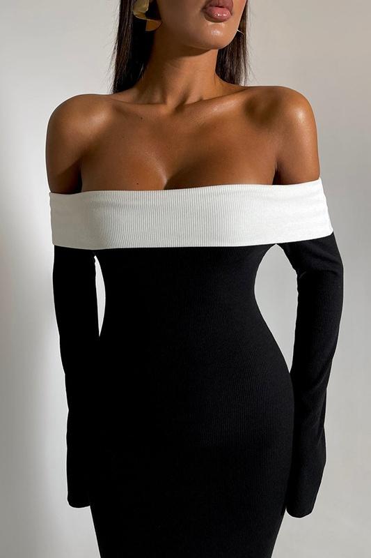 Aeris Off-Shoulder Maxi Strickkleid