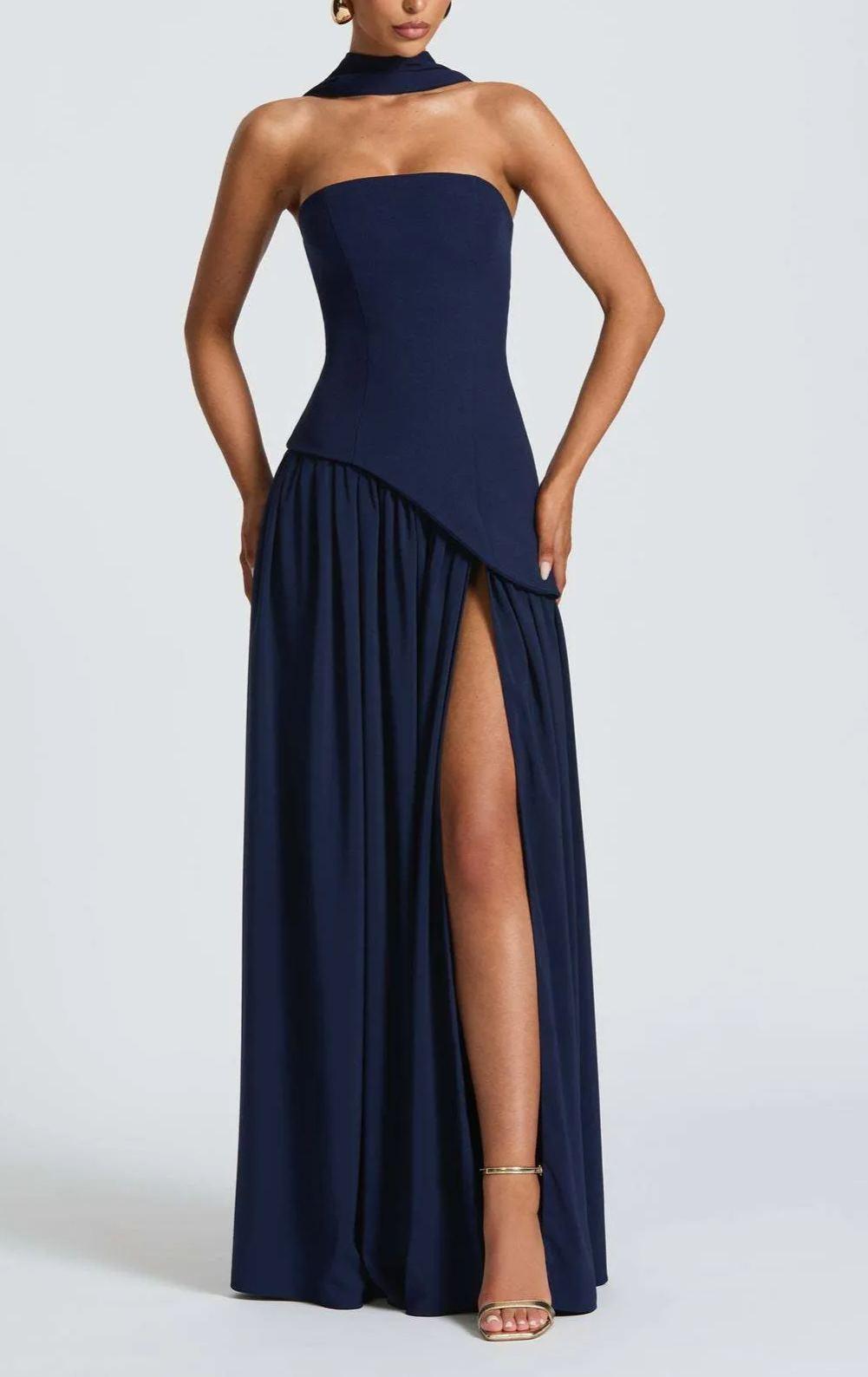 Elegantes rückenfreies Maxikleid mit Schlitz und Band